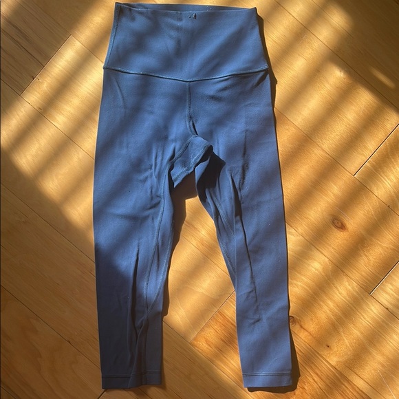 Lululemon flawed legging see photos - Picture 1 of 8